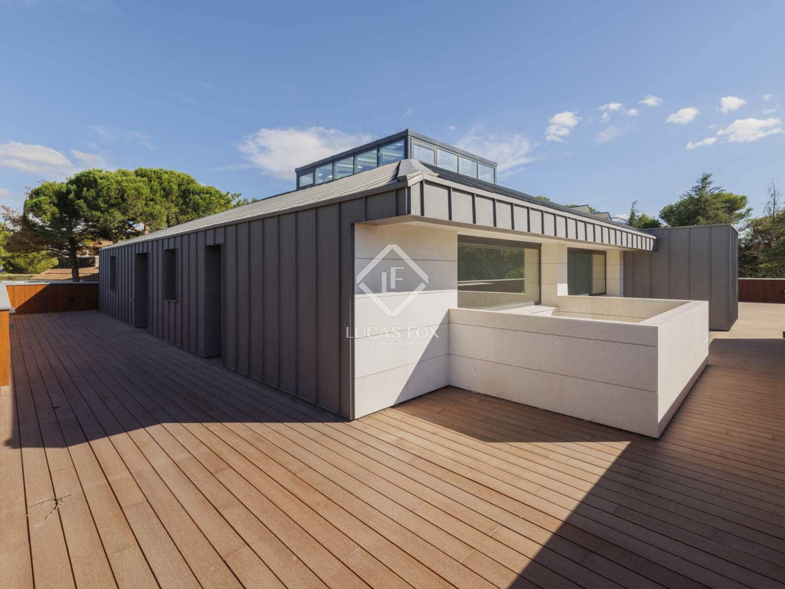 7 bedroom Villa for sale in Boadilla del Monte with pool garage - € 5,300,000 (Ref: 9273055)