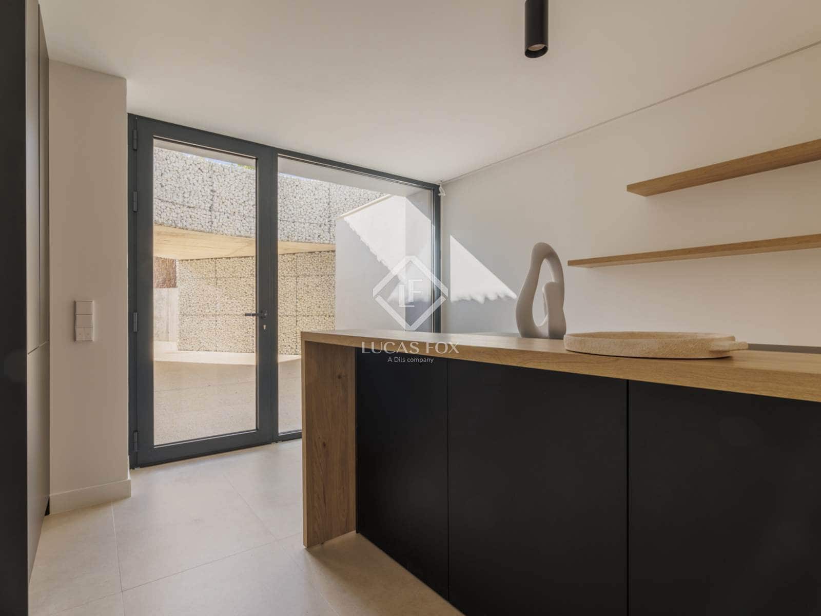 7 bedroom Villa for sale in Boadilla del Monte with pool garage - € 5,300,000 (Ref: 9273055)