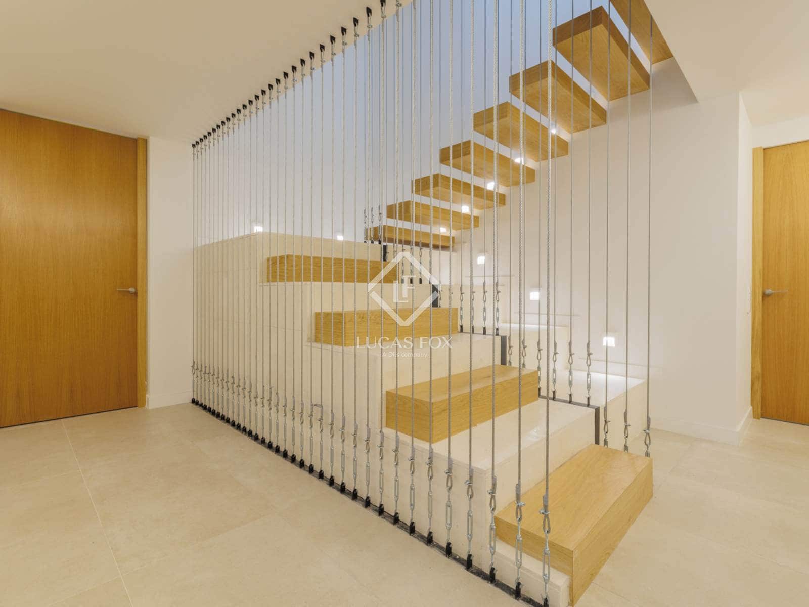 7 bedroom Villa for sale in Boadilla del Monte with pool garage - € 5,300,000 (Ref: 9273055)