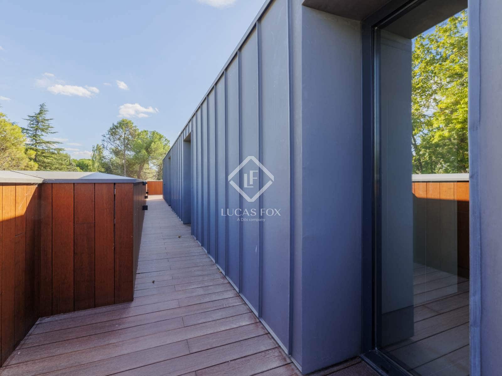 7 bedroom Villa for sale in Boadilla del Monte with pool garage - € 5,300,000 (Ref: 9273055)