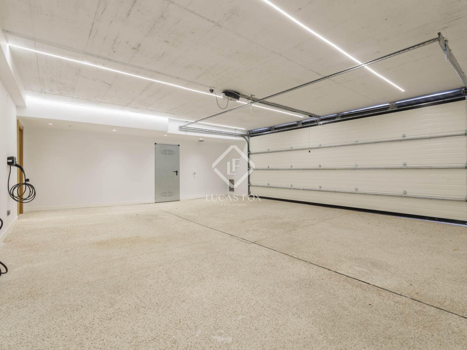 7 bedroom Villa for sale in Boadilla del Monte with pool garage - € 5,300,000 (Ref: 9273055)