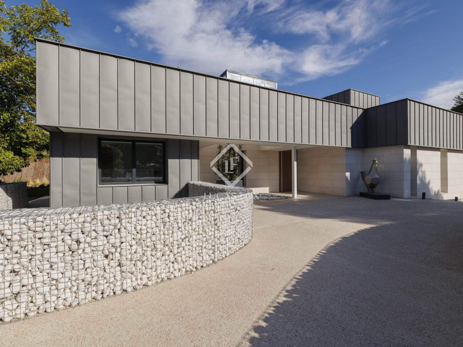 7 bedroom Villa for sale in Boadilla del Monte with pool garage - € 5,300,000 (Ref: 9273055)