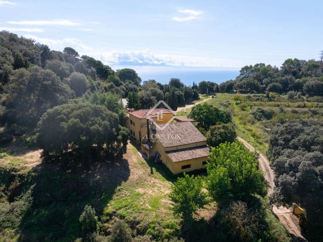 6 soveværelse Finca/Landehus til salg i Vilassar de Dalt med garage - € 1.380.000 (Ref: 9274106)