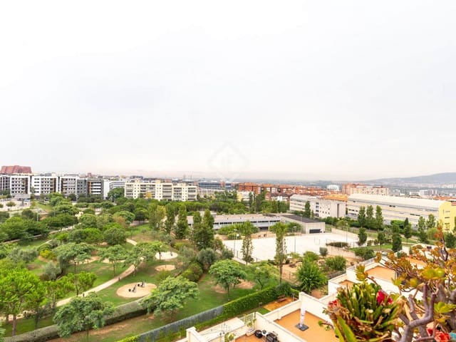 5 bedroom Penthouse for sale in Sant Feliu de Llobregat with pool garage - € 950,000 (Ref: 9274107)