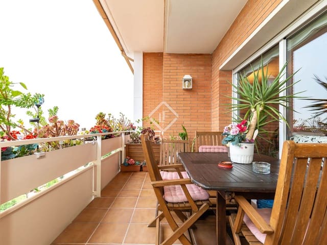 5 bedroom Penthouse for sale in Sant Feliu de Llobregat with pool garage - € 950,000 (Ref: 9274107)