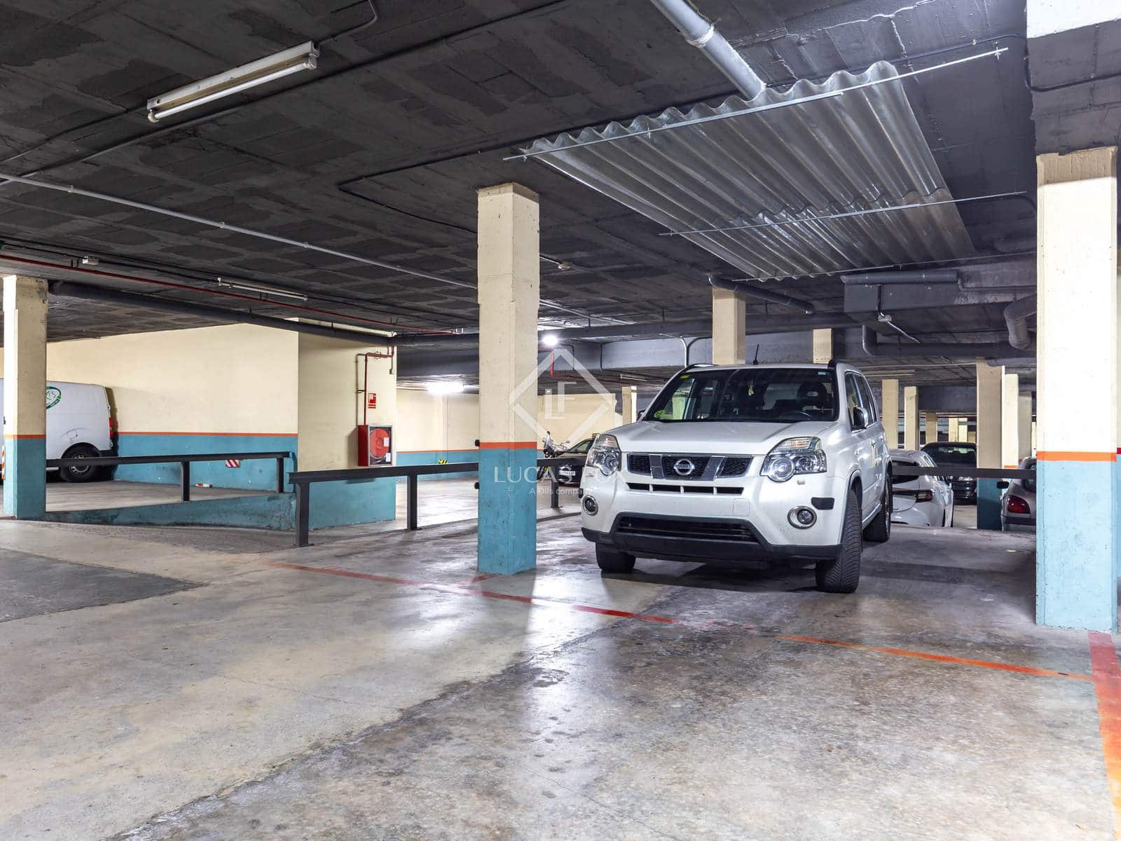 5 soveværelse Penthouse til salg i Sant Feliu de Llobregat med swimmingpool garage - € 950.000 (Ref: 9274107)