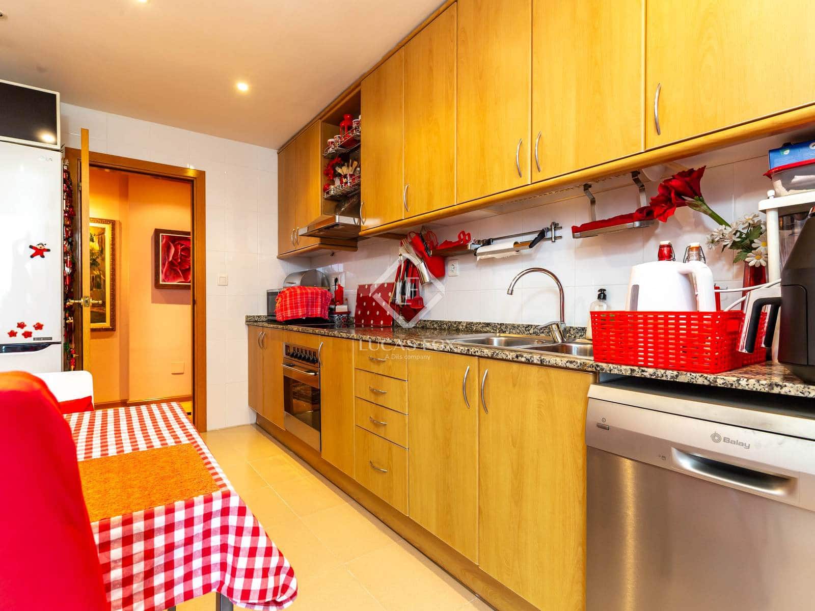 5 soveværelse Penthouse til salg i Sant Feliu de Llobregat med swimmingpool garage - € 950.000 (Ref: 9274107)