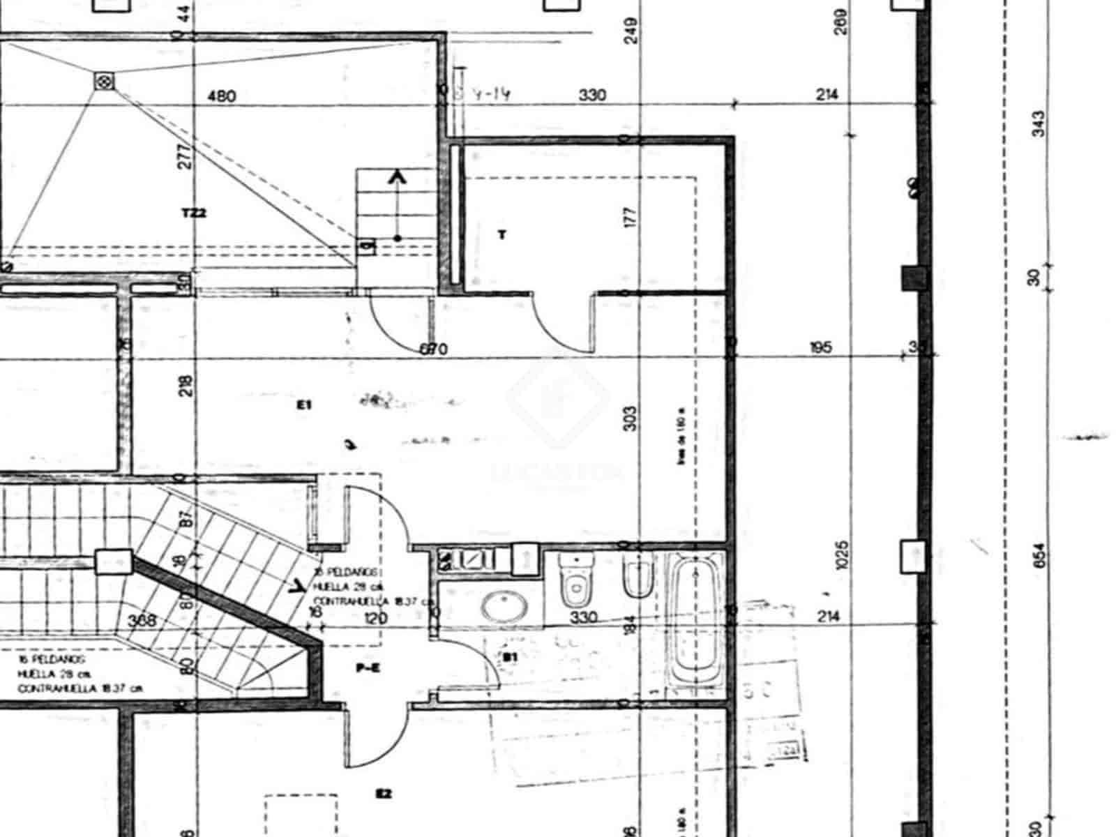 5 soveværelse Penthouse til salg i Sant Feliu de Llobregat med swimmingpool garage - € 950.000 (Ref: 9274107)