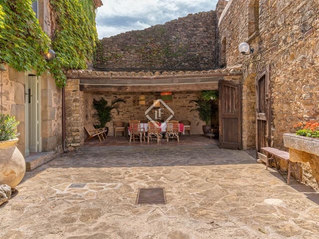 5 sypialnia Finka/Dom wiejski na sprzedaż w Gualta z basenem - 1 280 000 € (Ref: 9274661)