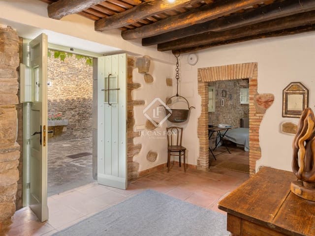 5 sypialnia Finka/Dom wiejski na sprzedaż w Gualta z basenem - 1 280 000 € (Ref: 9274661)