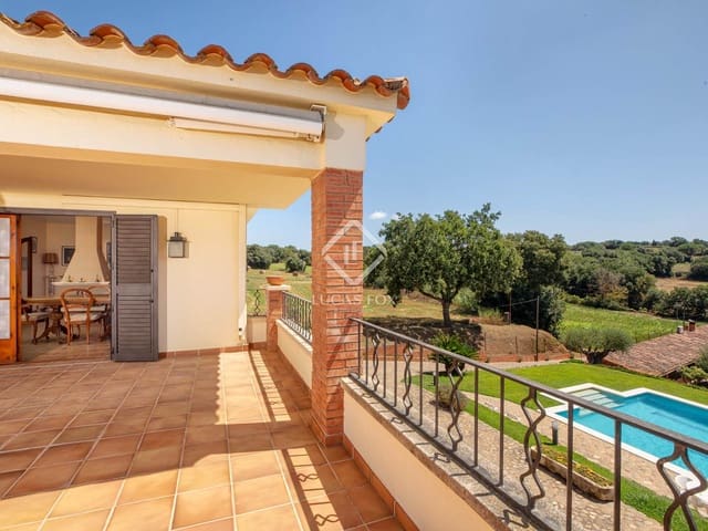 Chalet de 5 habitaciones en La Bisbal d'Empordà en venta con piscina - 1.100.000 € (Ref: 9274662)