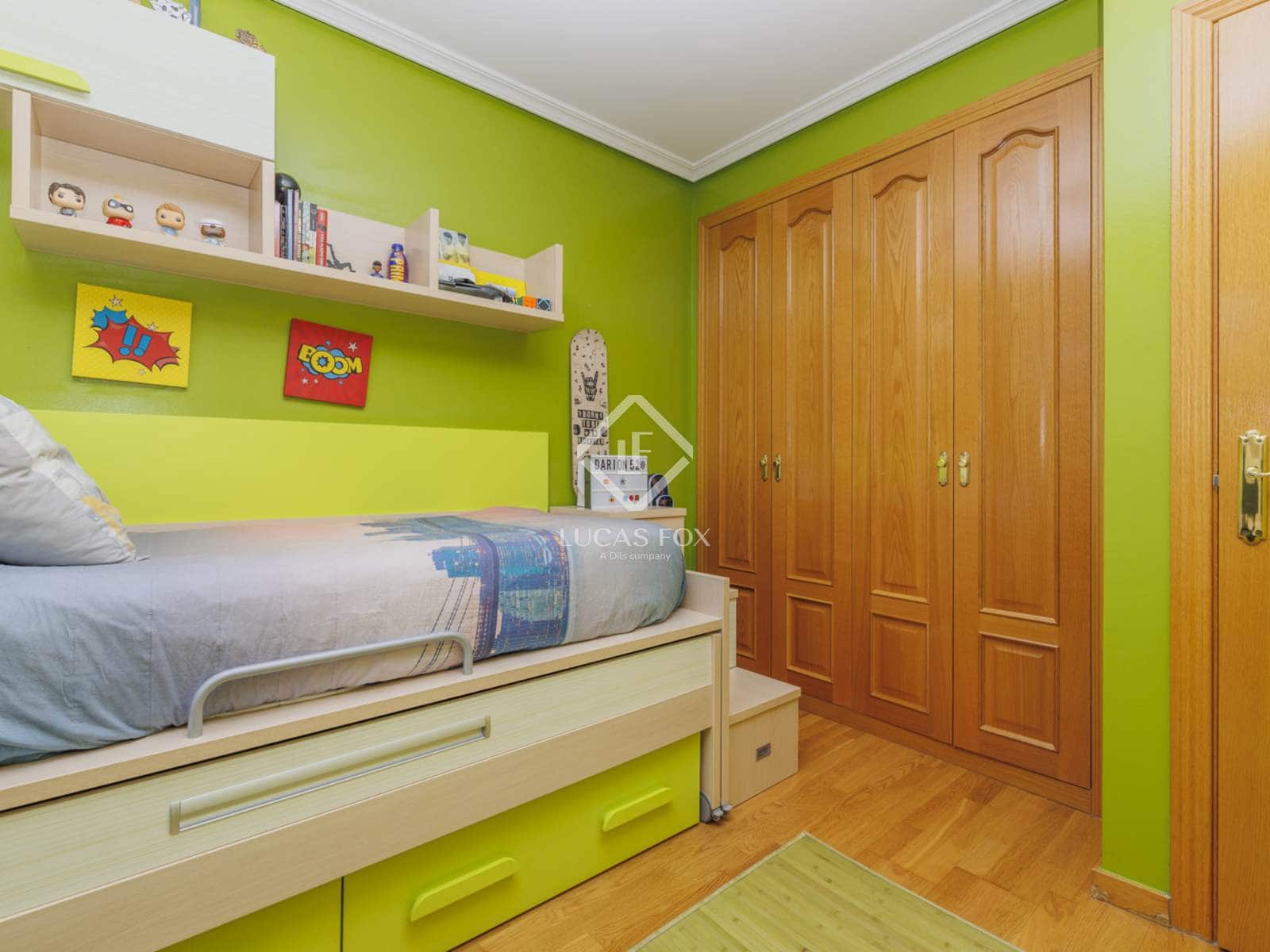 4 sovrum Villa till salu i Boadilla del Monte med pool garage - 1 045 000 € (Ref: 9275068)