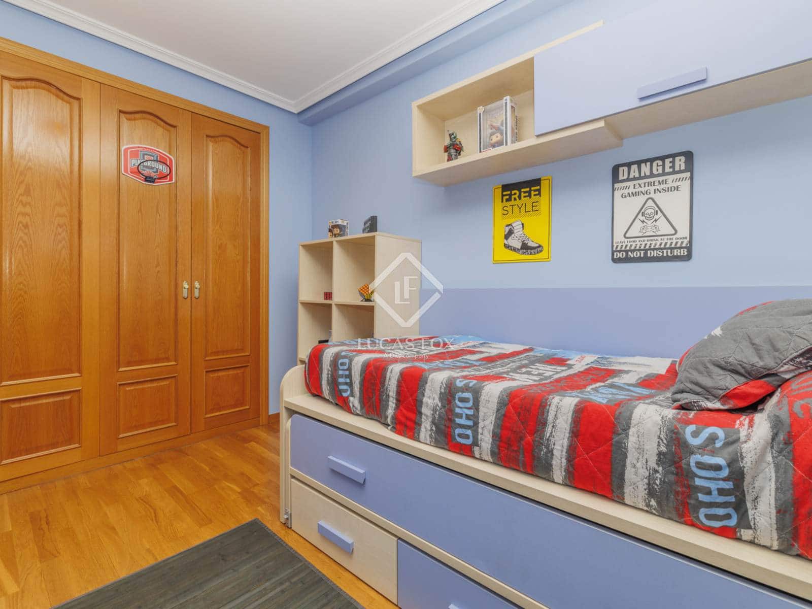 4 sovrum Villa till salu i Boadilla del Monte med pool garage - 1 045 000 € (Ref: 9275068)