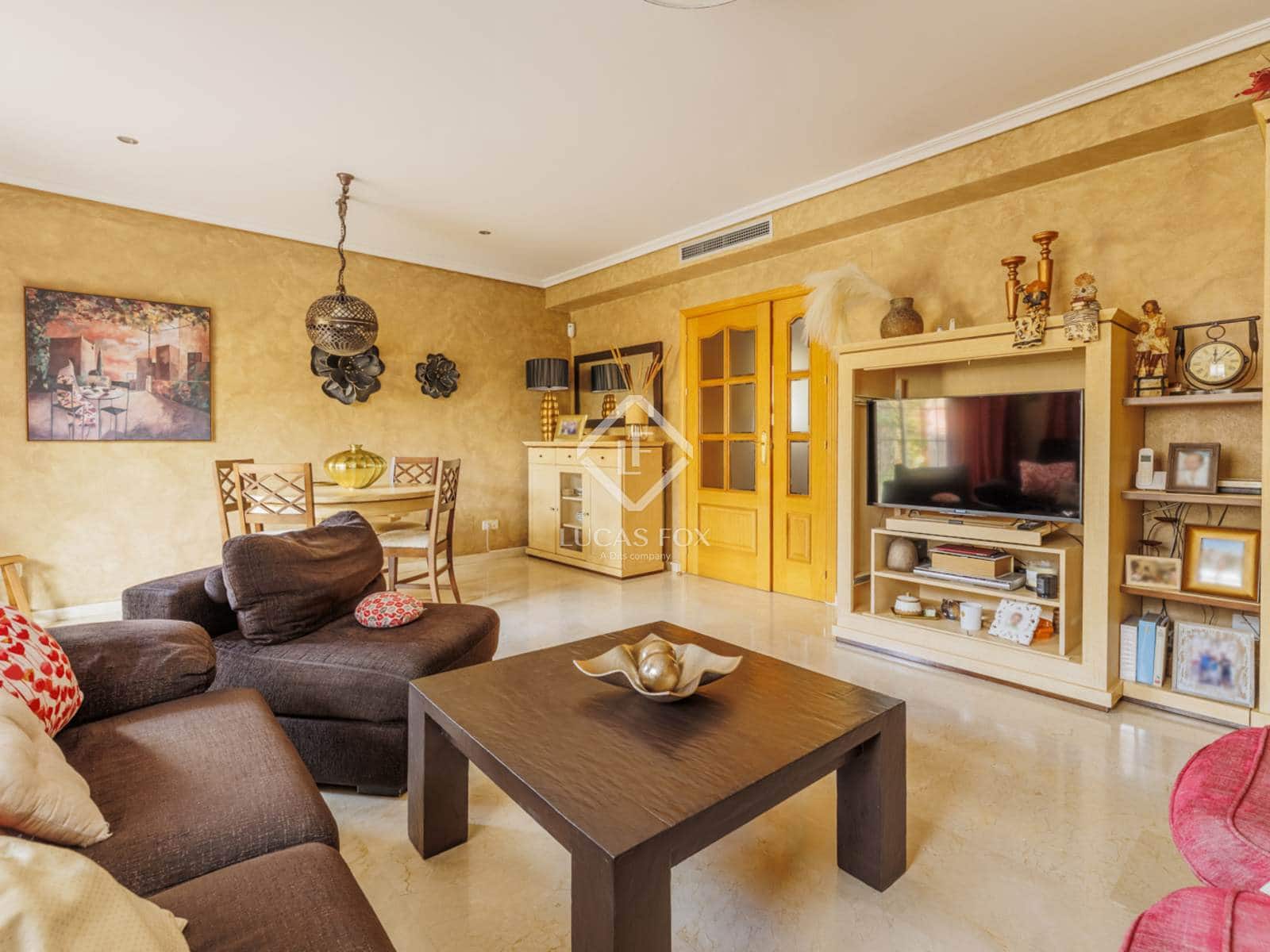 4 sovrum Villa till salu i Boadilla del Monte med pool garage - 1 045 000 € (Ref: 9275068)