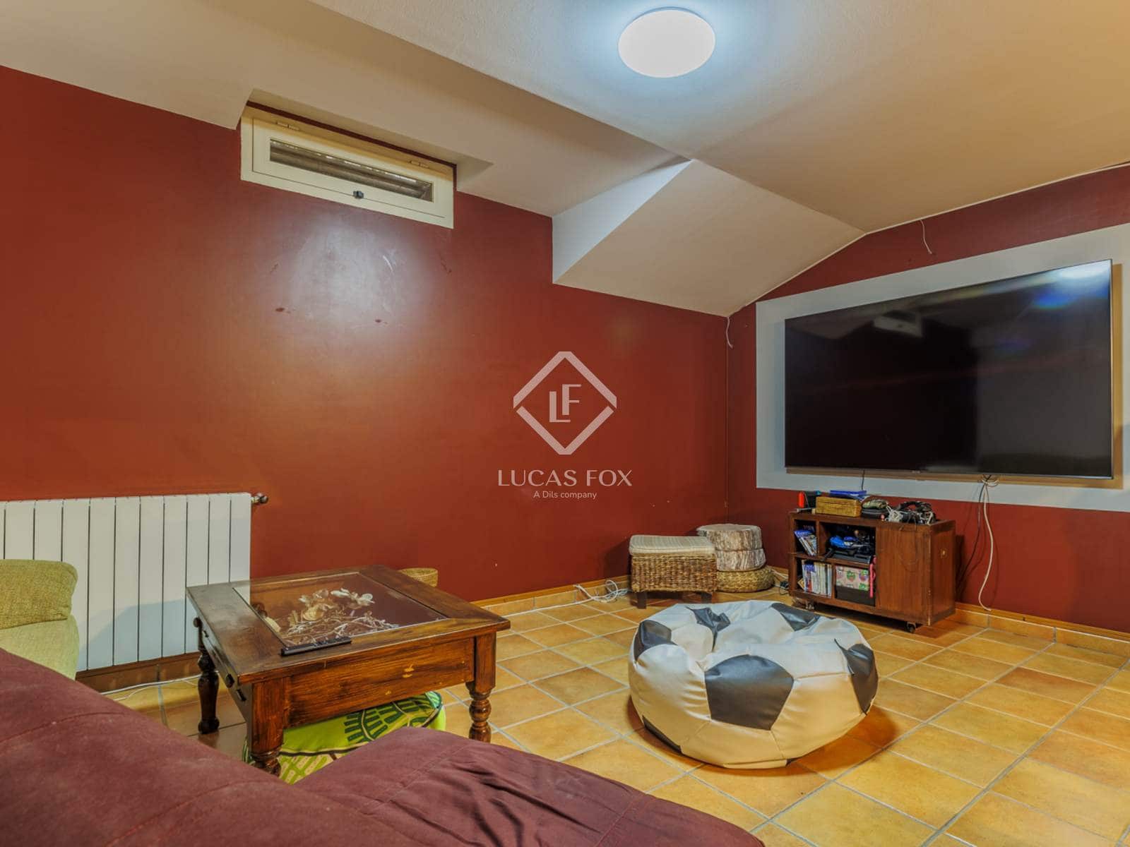 4 sovrum Villa till salu i Boadilla del Monte med pool garage - 1 045 000 € (Ref: 9275068)