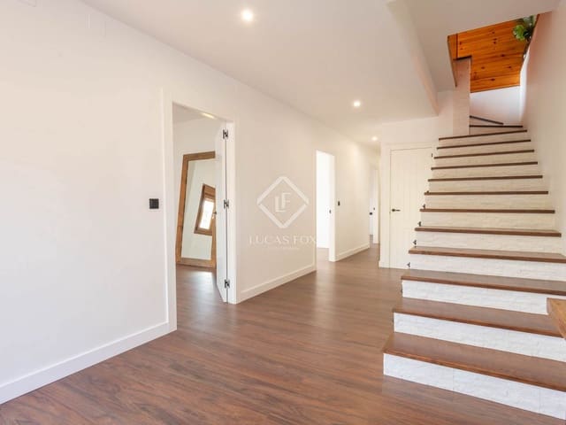 5 soveværelse Villa til salg i Málaga by med garage - € 890.000 (Ref: 9278426)