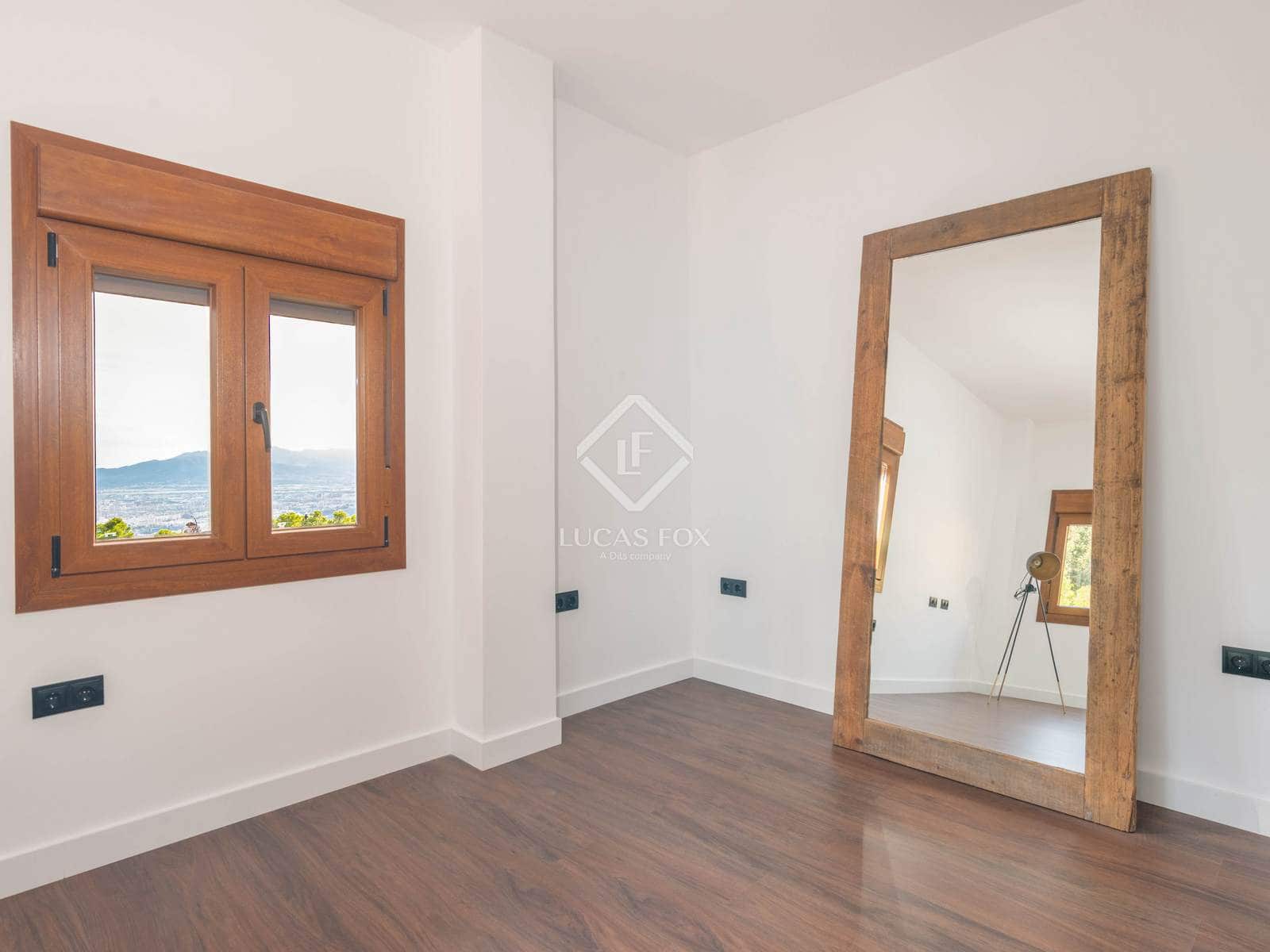 5 soveværelse Villa til salg i Malaga by med garage - € 890.000 (Ref: 9278426)