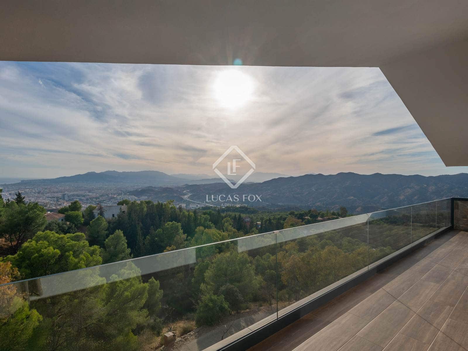 5 soveværelse Villa til salg i Malaga by med garage - € 890.000 (Ref: 9278426)