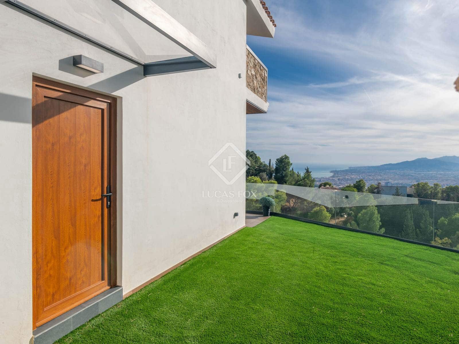 5 soveværelse Villa til salg i Malaga by med garage - € 890.000 (Ref: 9278426)