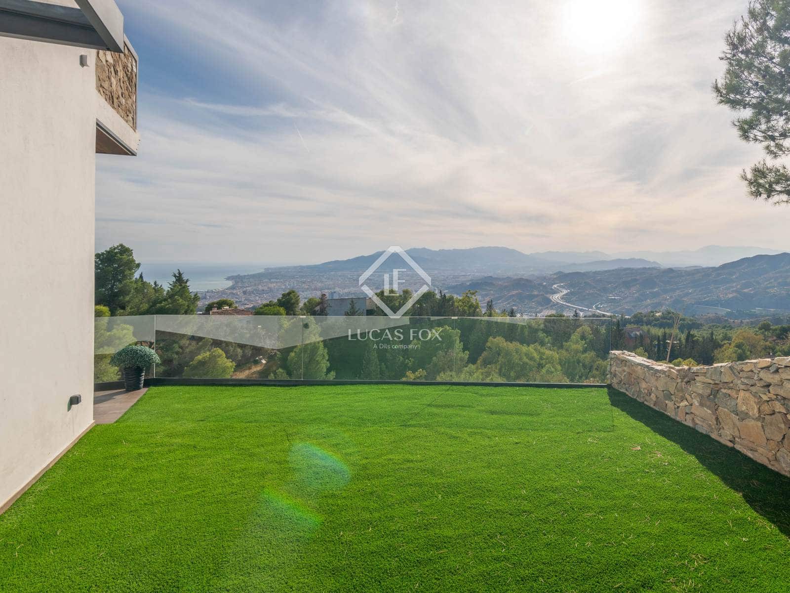 5 soveværelse Villa til salg i Malaga by med garage - € 890.000 (Ref: 9278426)