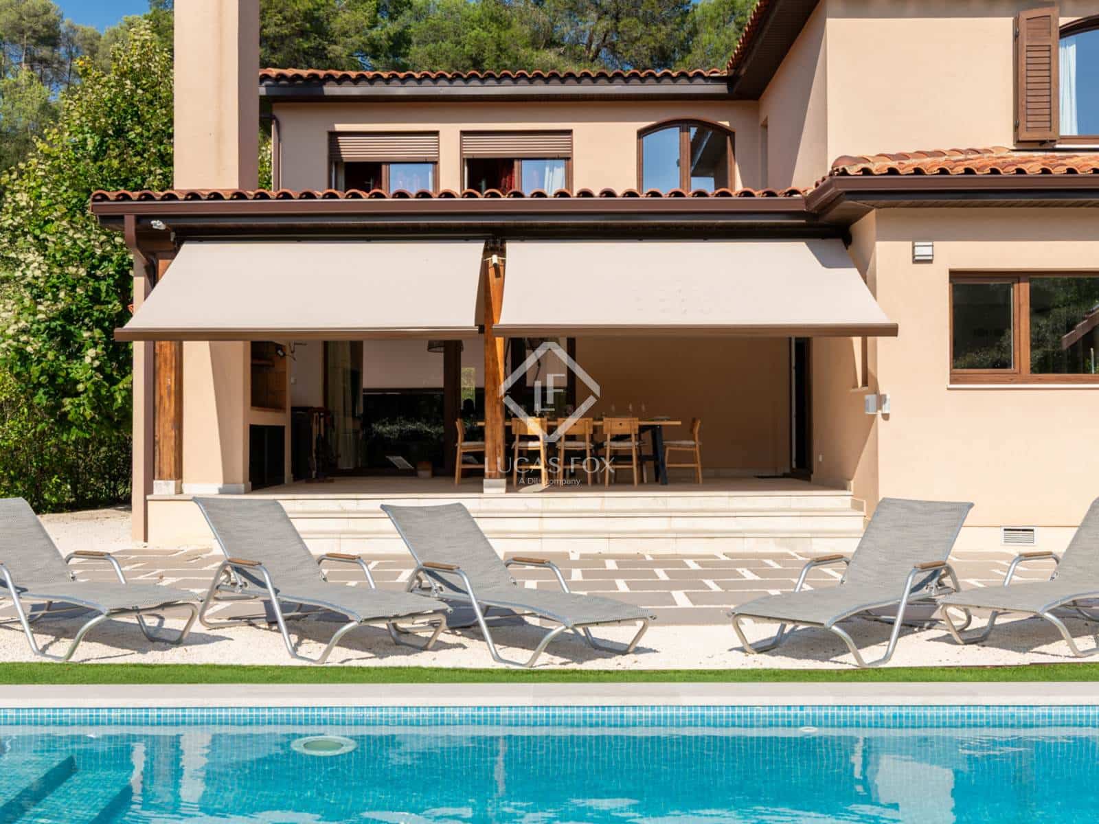 5 sypialnia Willa na sprzedaż w Sant Cugat del Valles z basenem - 2 350 000 € (Ref: 9279742)