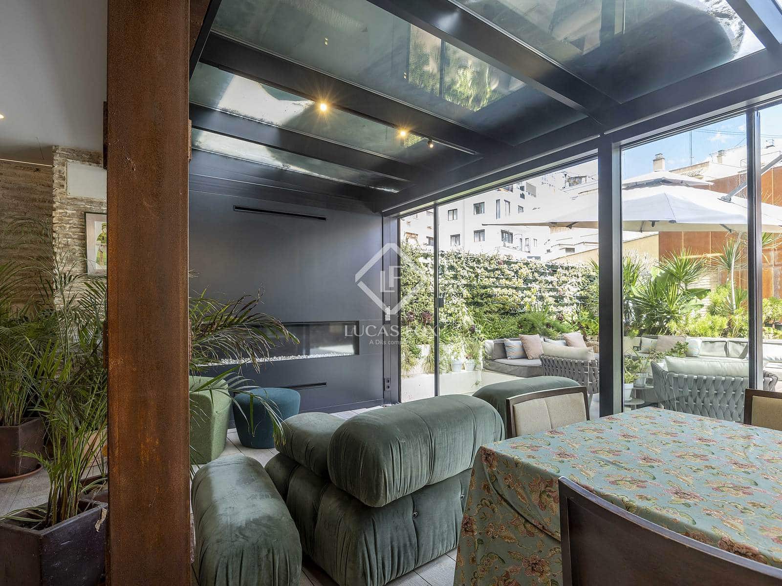 2 slaapkamer Appartement te koop in Valencia stad - € 1.500.000 (Ref: 9279744)