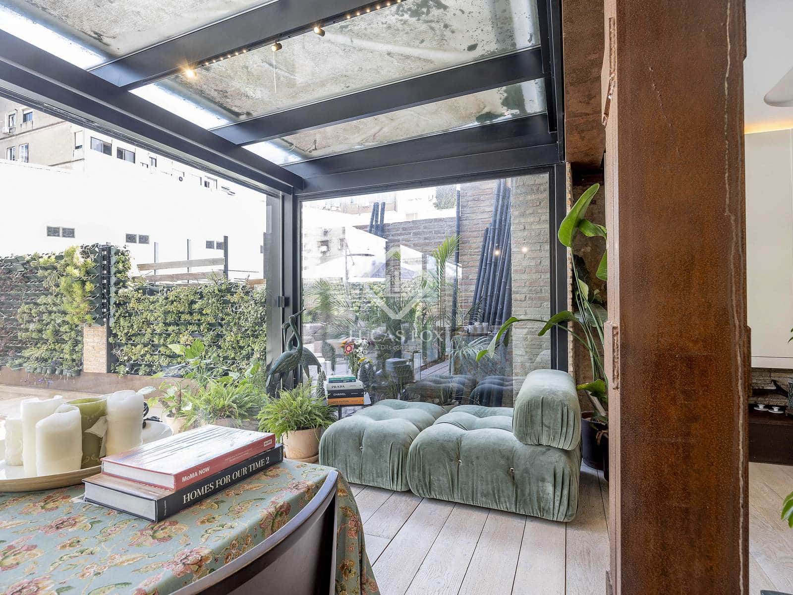 2 slaapkamer Appartement te koop in Valencia stad - € 1.500.000 (Ref: 9279744)