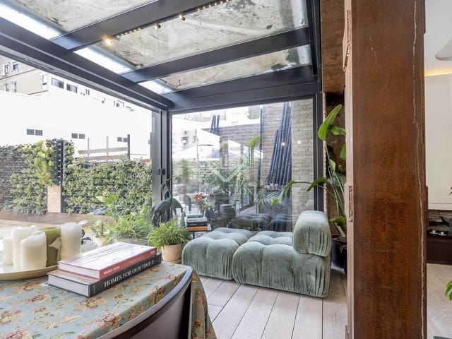 2 slaapkamer Appartement te koop in Valencia stad - € 1.500.000 (Ref: 9279744)