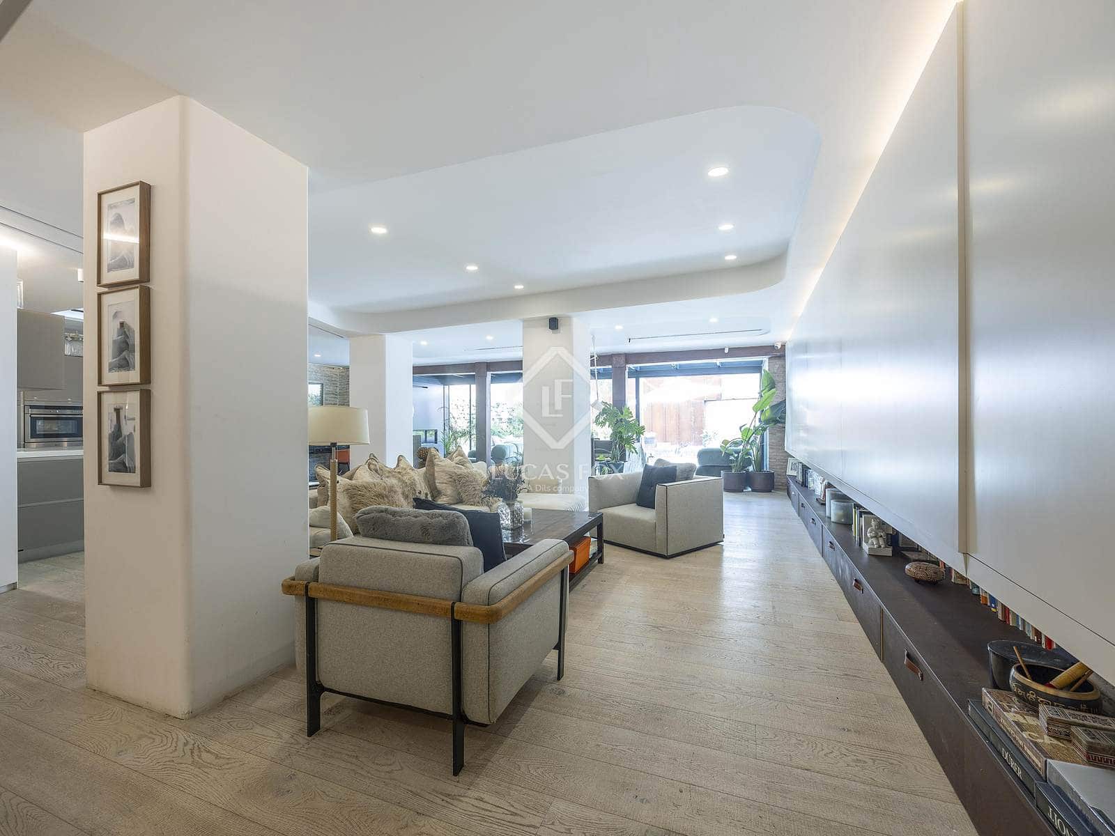 2 slaapkamer Appartement te koop in Valencia stad - € 1.500.000 (Ref: 9279744)