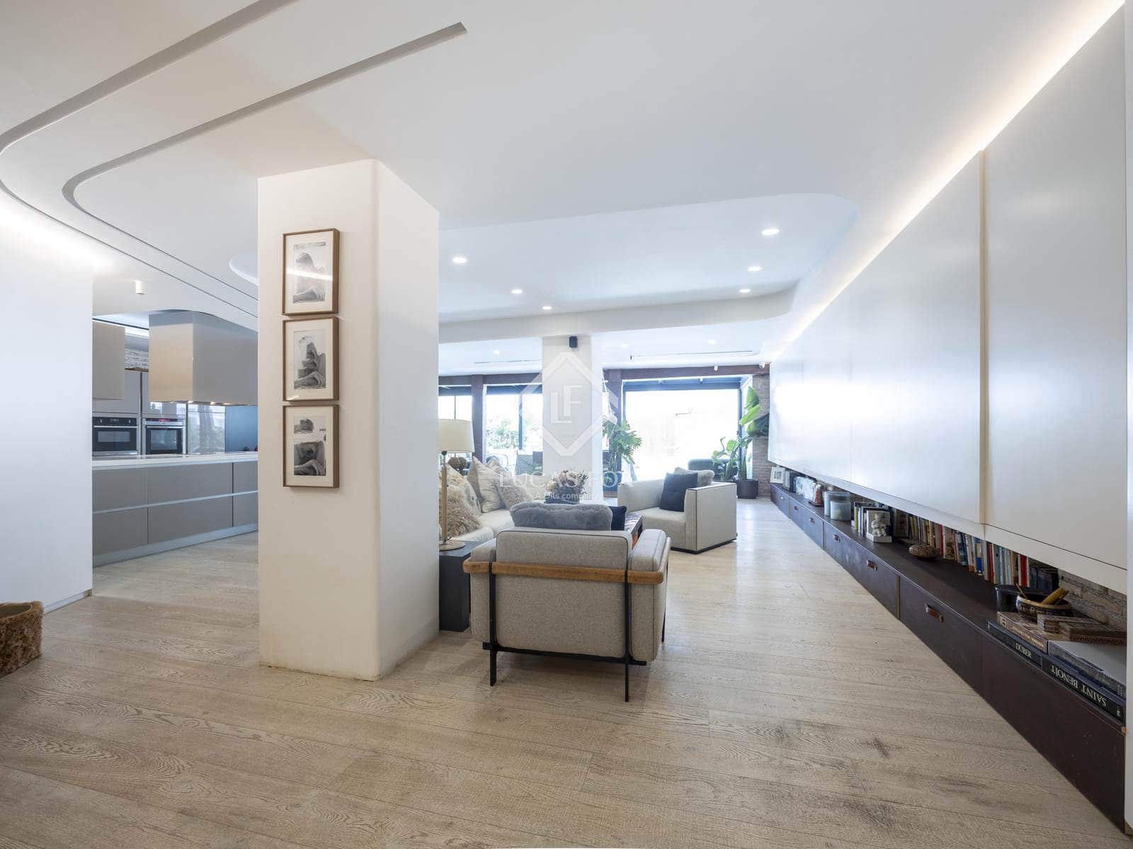 2 slaapkamer Appartement te koop in Valencia stad - € 1.500.000 (Ref: 9279744)