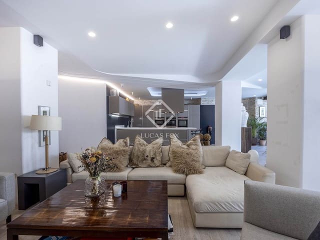 2 slaapkamer Appartement te koop in Valencia stad - € 1.500.000 (Ref: 9279744)