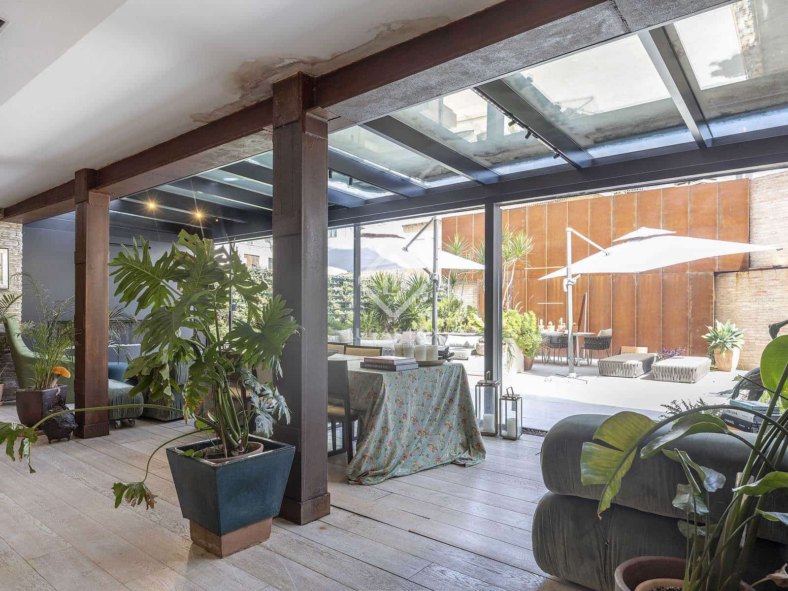 2 slaapkamer Appartement te koop in Valencia stad - € 1.500.000 (Ref: 9279744)