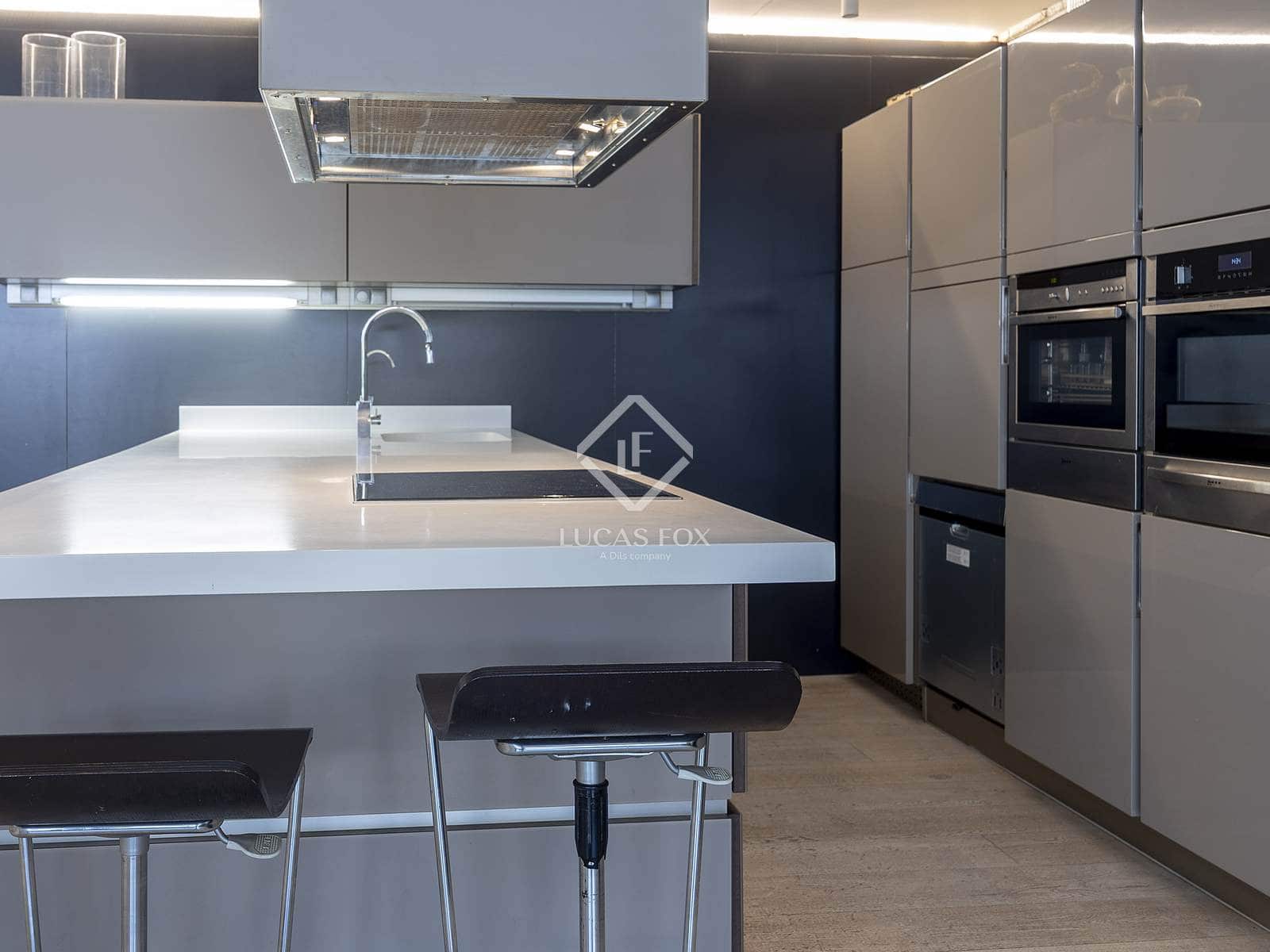 2 slaapkamer Appartement te koop in Valencia stad - € 1.500.000 (Ref: 9279744)