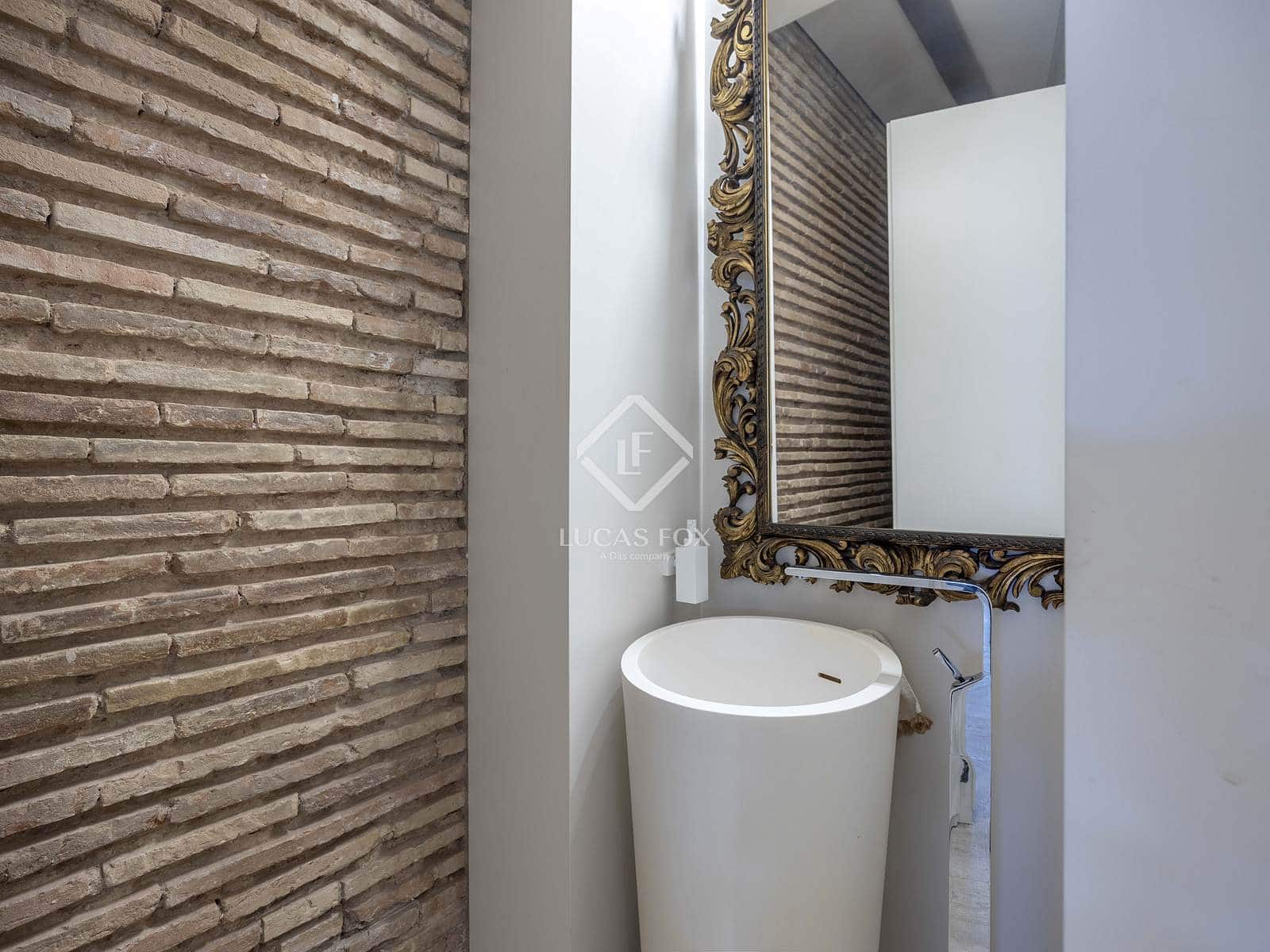 2 slaapkamer Appartement te koop in Valencia stad - € 1.500.000 (Ref: 9279744)