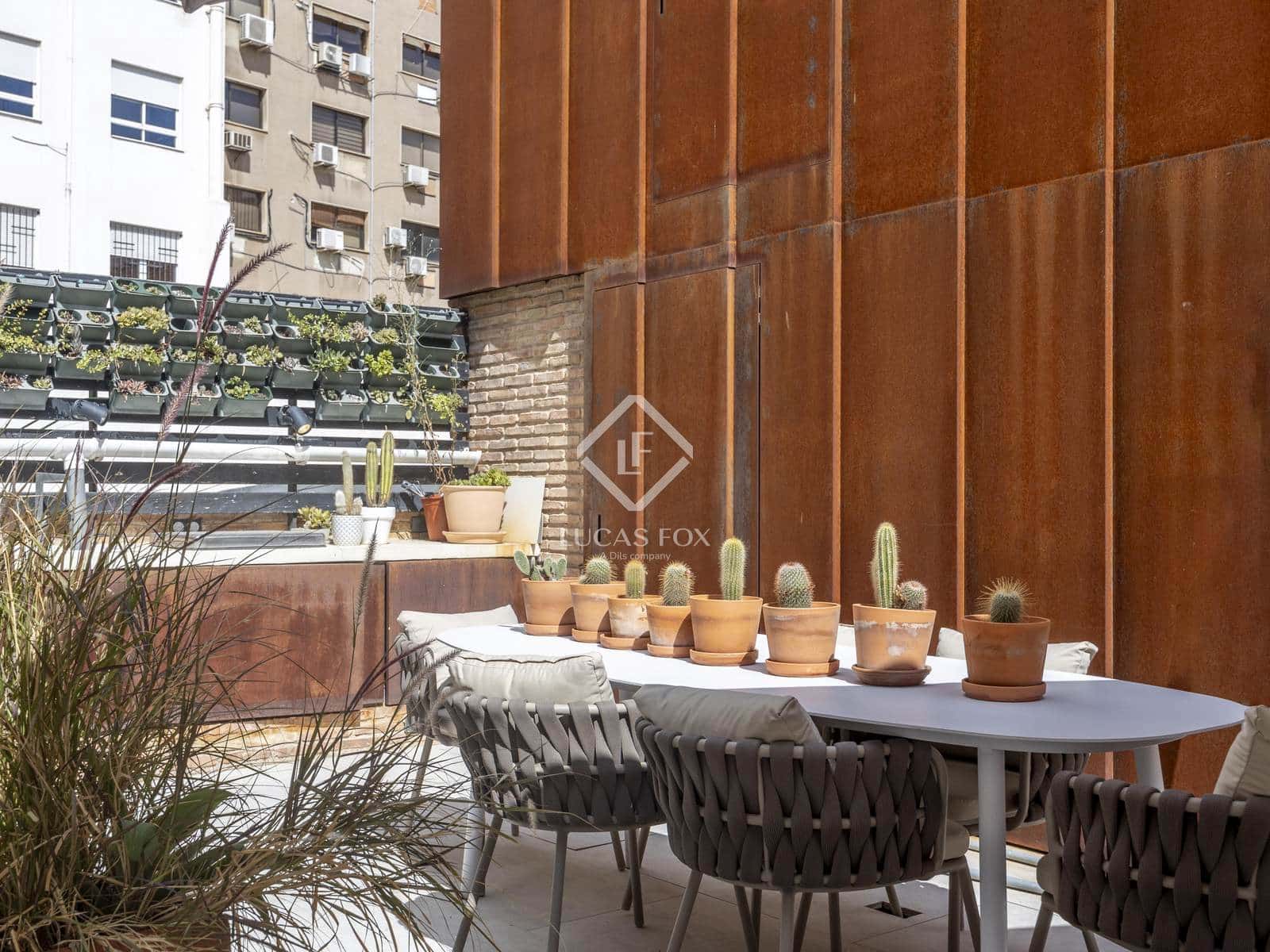 2 slaapkamer Appartement te koop in Valencia stad - € 1.500.000 (Ref: 9279744)