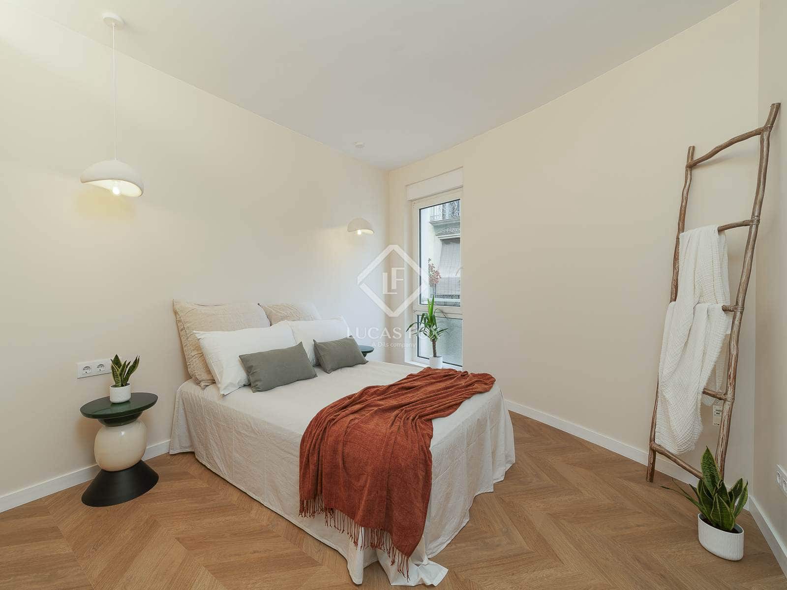 Apartamento de 3 habitaciones en Barcelona ciudad en venta - 695.000 € (Ref: 9282594)