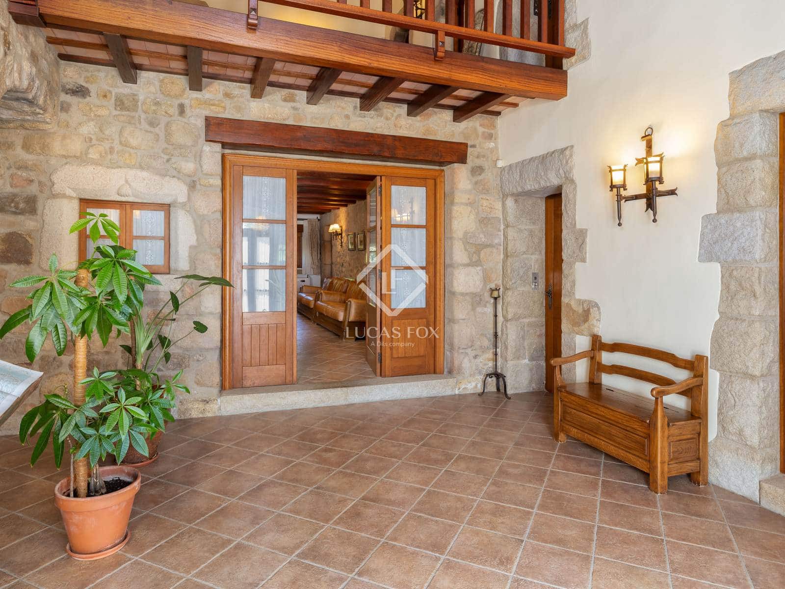 6 bedroom Finca/Country House for sale in Breda with pool garage - € 2,690,000 (Ref: 9282598)