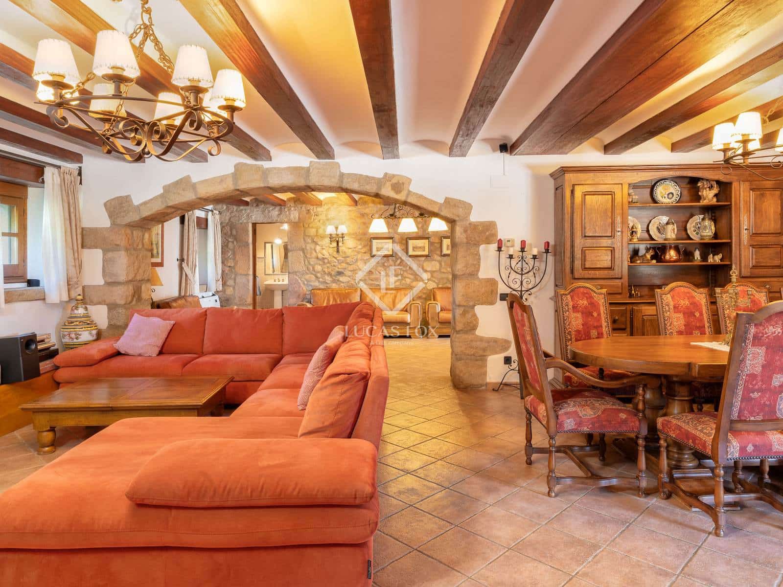 6 bedroom Finca/Country House for sale in Breda with pool garage - € 2,690,000 (Ref: 9282598)