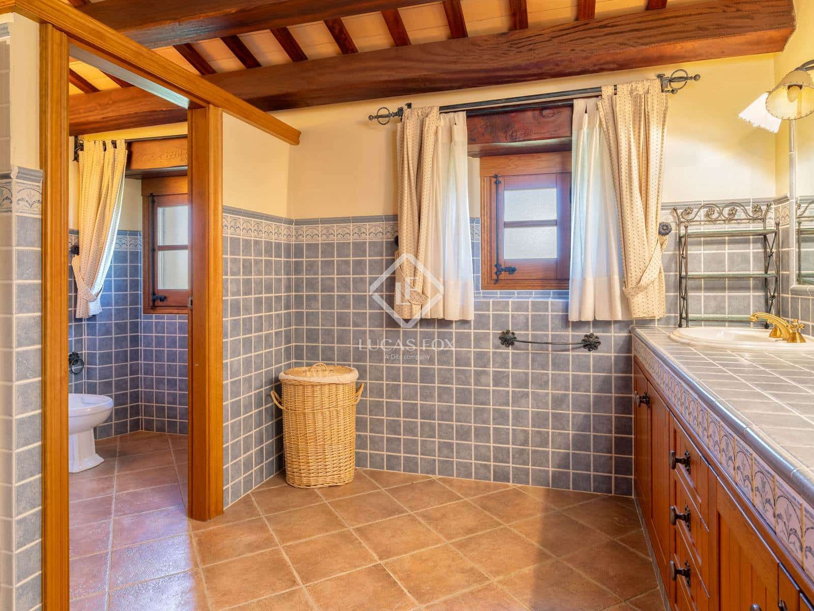 6 bedroom Finca/Country House for sale in Breda with pool garage - € 2,690,000 (Ref: 9282598)