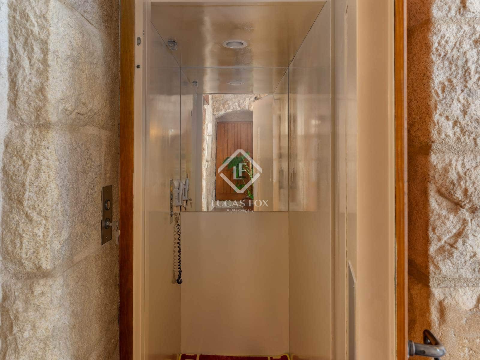 6 bedroom Finca/Country House for sale in Breda with pool garage - € 2,690,000 (Ref: 9282598)