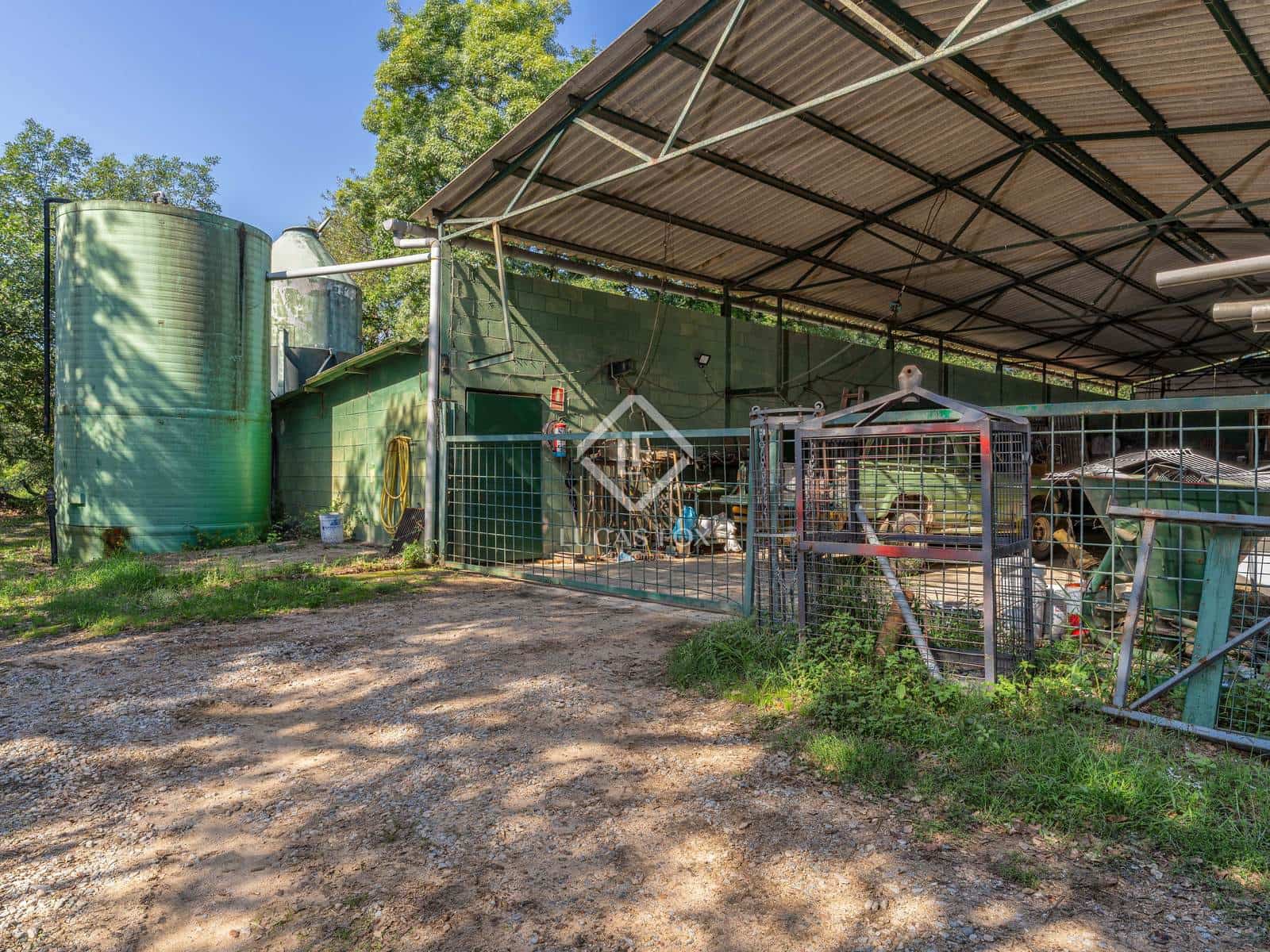 6 bedroom Finca/Country House for sale in Breda with pool garage - € 2,690,000 (Ref: 9282598)