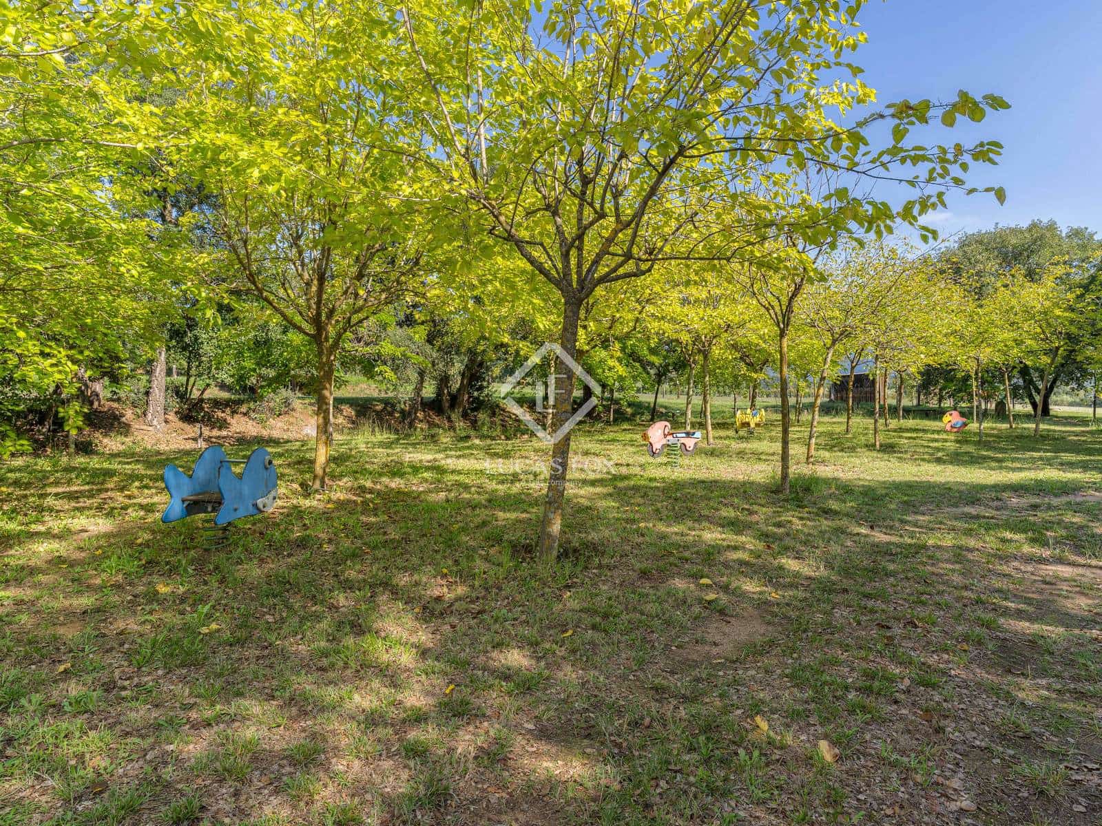 6 bedroom Finca/Country House for sale in Breda with pool garage - € 2,690,000 (Ref: 9282598)