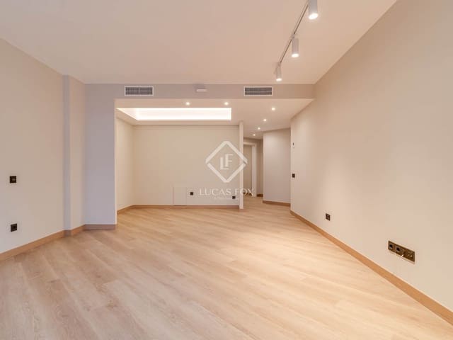 5 sovrum Lägenhet att hyra i Barcelona stad med garage - 4 900 € (Ref: 9283167)
