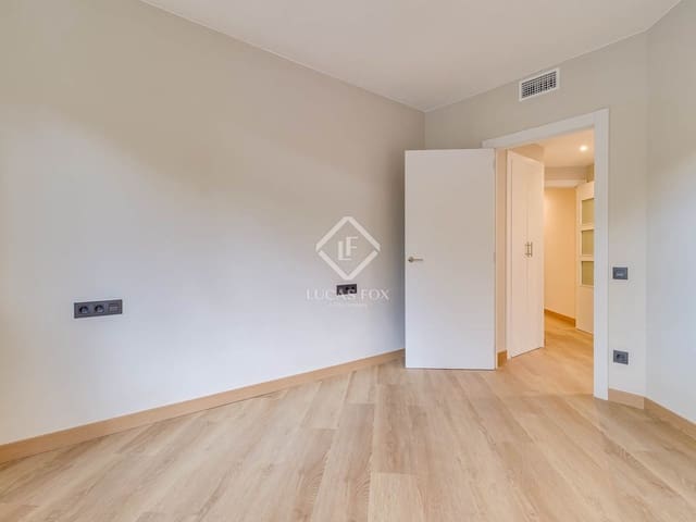 5 sovrum Lägenhet att hyra i Barcelona stad med garage - 4 900 € (Ref: 9283167)