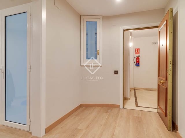 5 sovrum Lägenhet att hyra i Barcelona stad med garage - 4 900 € (Ref: 9283167)