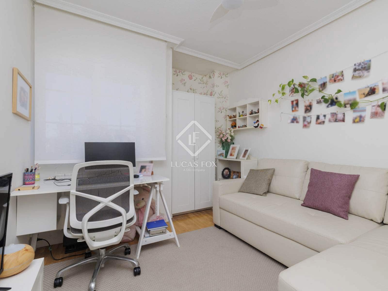 7 soveværelse Villa til salg i Las Rozas de Madrid med swimmingpool garage - € 980.000 (Ref: 9283934)