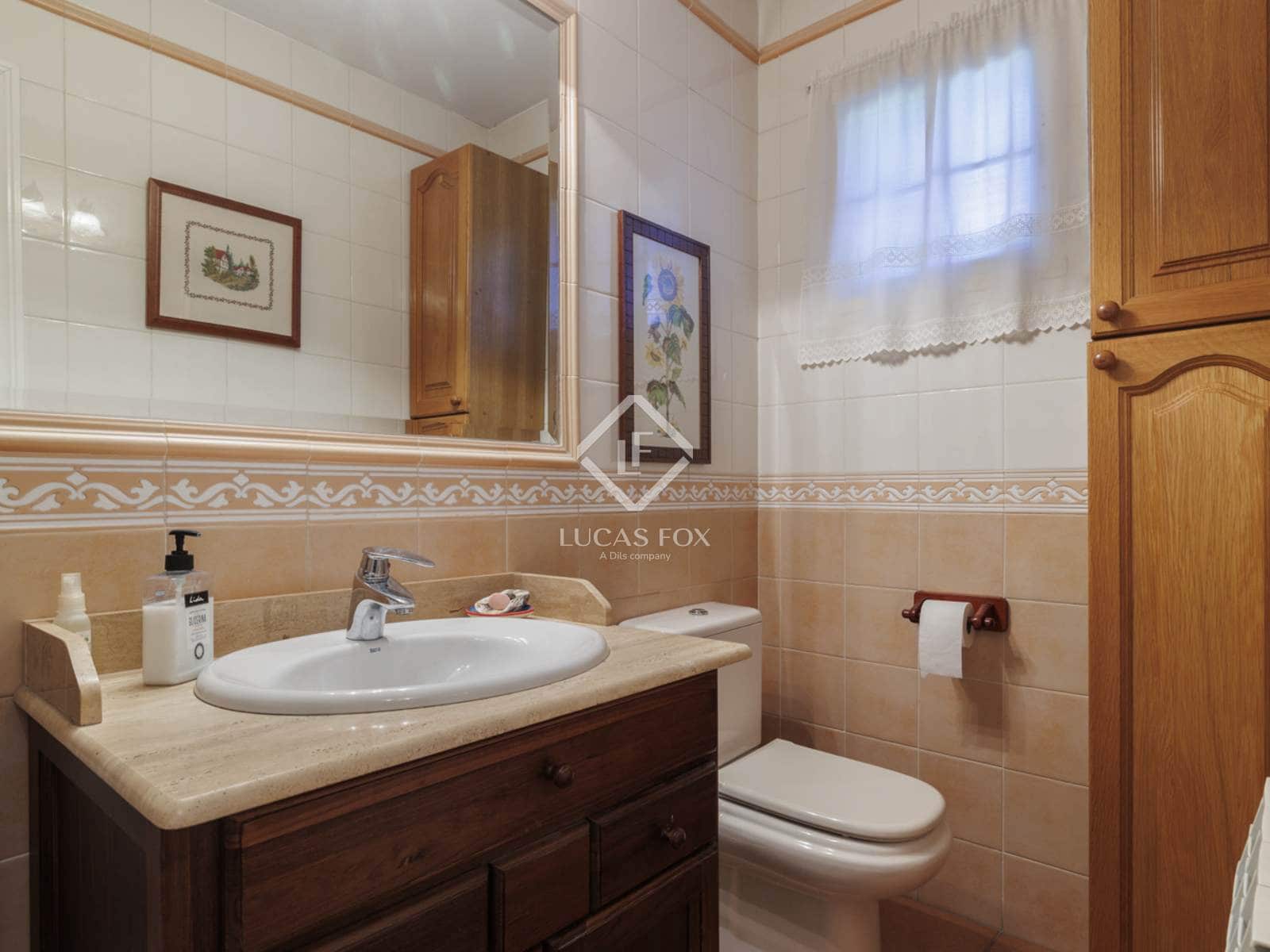 7 soveværelse Villa til salg i Las Rozas de Madrid med swimmingpool garage - € 980.000 (Ref: 9283934)