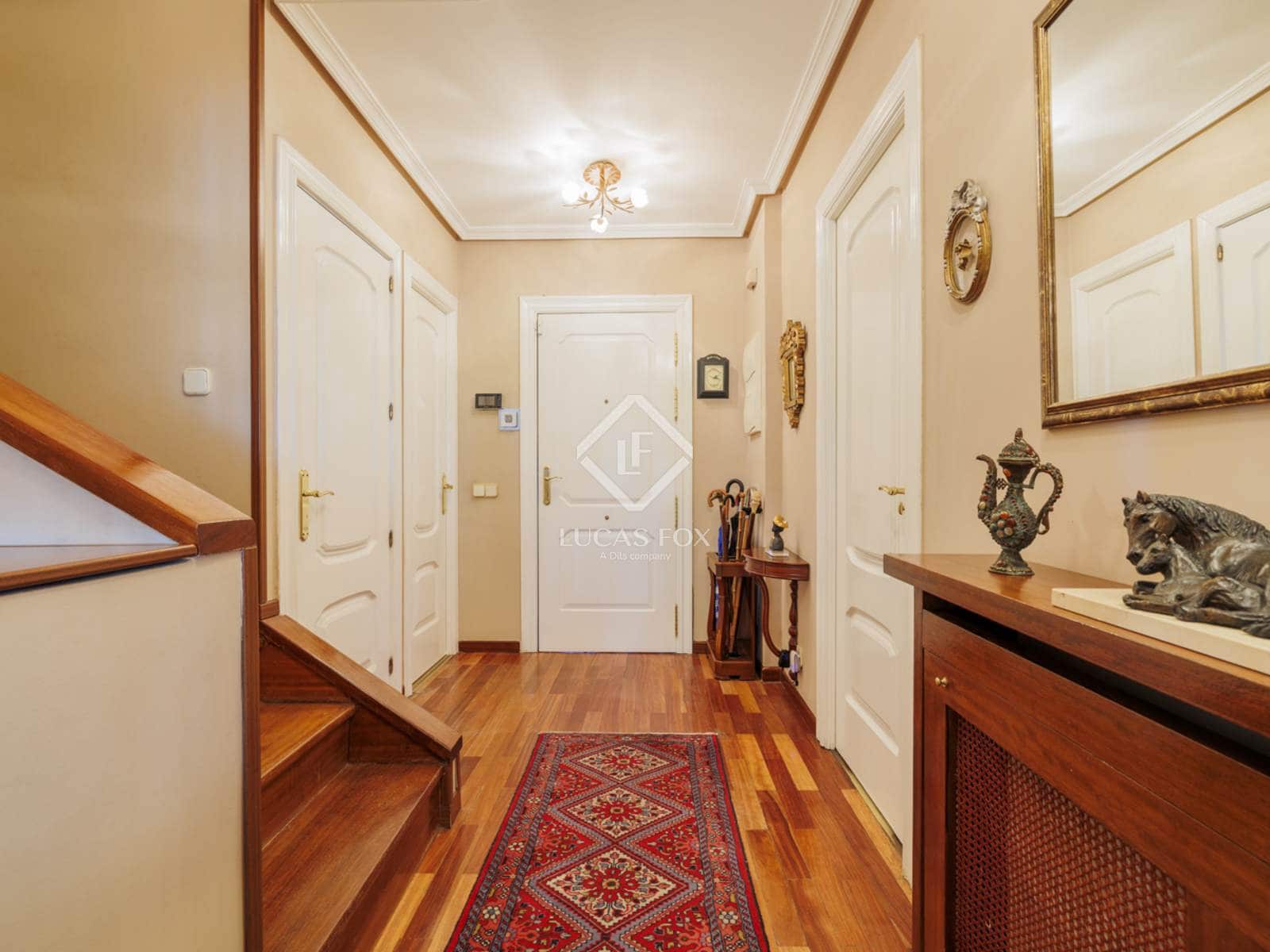 7 soveværelse Villa til salg i Las Rozas de Madrid med swimmingpool garage - € 980.000 (Ref: 9283934)