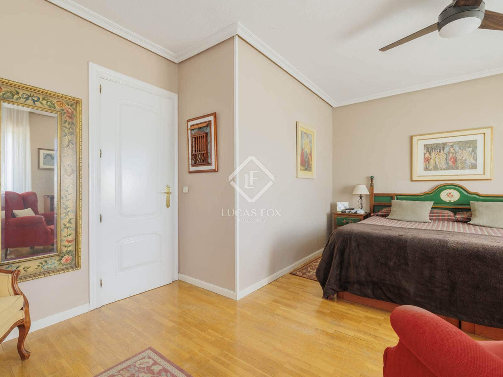 7 soveværelse Villa til salg i Las Rozas de Madrid med swimmingpool garage - € 980.000 (Ref: 9283934)