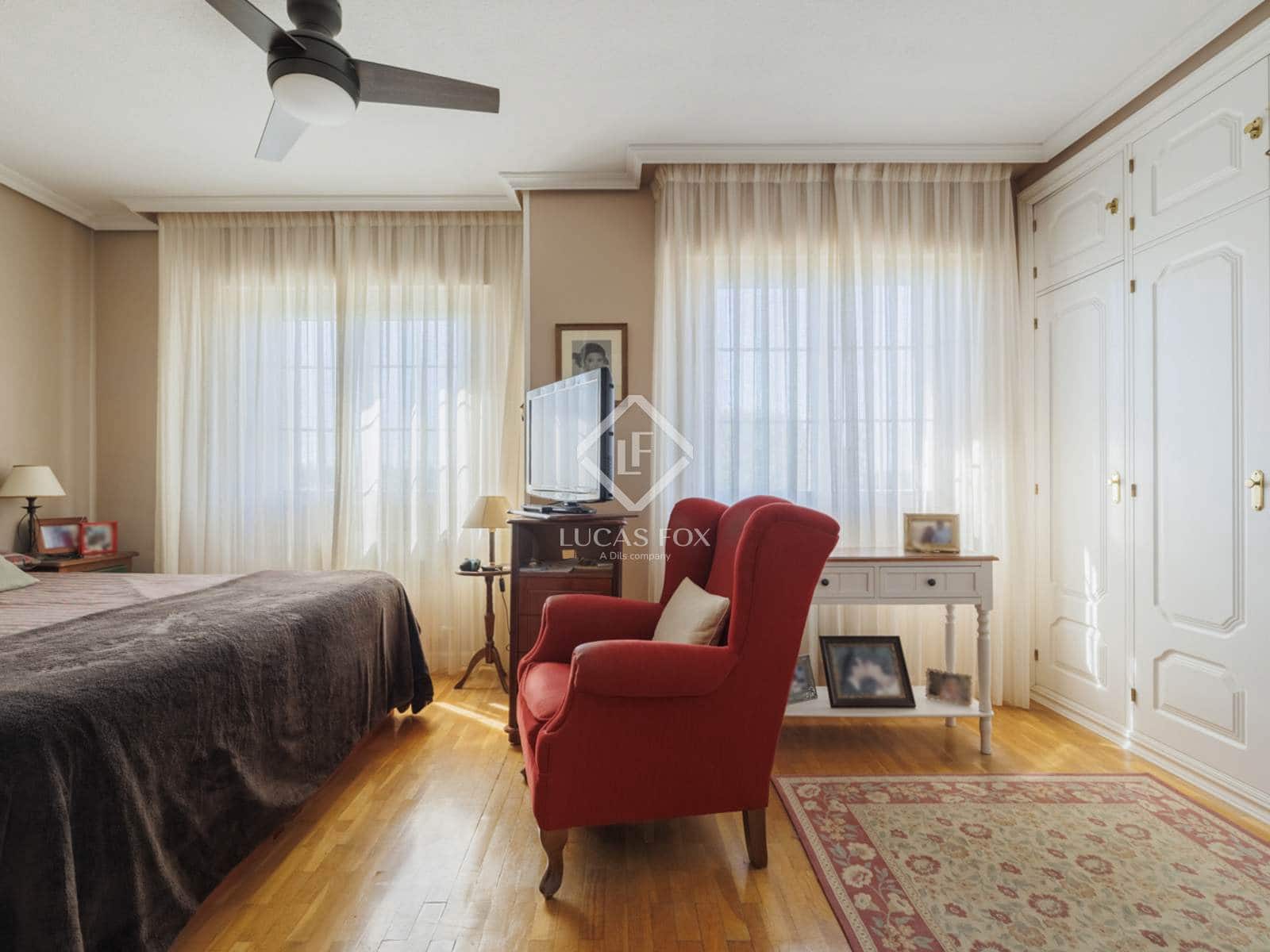 7 soveværelse Villa til salg i Las Rozas de Madrid med swimmingpool garage - € 980.000 (Ref: 9283934)